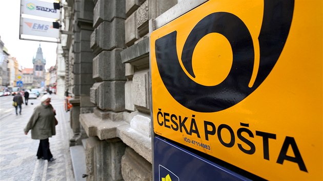 Policisté zasahovali v budovì Èeské pošty v ulici Politických vìzòù v centru...
