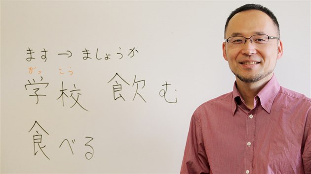 Koši Hirajama z Tokia v Brnì uèí japonštinu už sedmnáctým rokem.