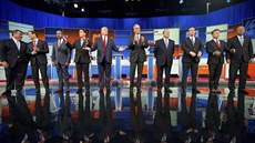 Debata republikánských kandidátù na prezidenta USA. Zleva: Chris Christie,...