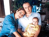 Michal Velíšek s rodinou - Michal Veíšek s roèní dcerou Valentýnkou a manželkou...