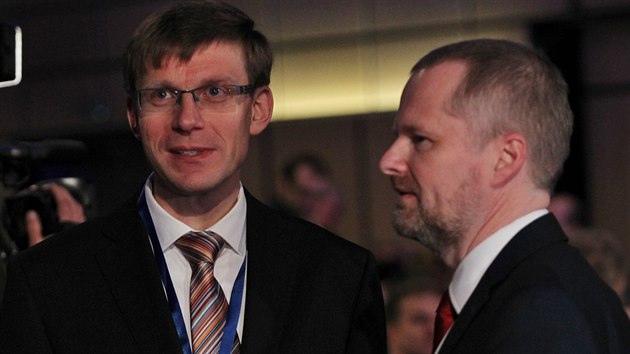 Kongres ODS v Ostravì, pøedseda ODS Petr Fiala (vpravo) a Martin Kupka (16. ledna 2016).
