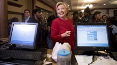 Hillary Clintonová agituje v Clevelandu (31. øíjna 2016)
