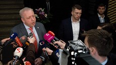 Ministr vnitra Milan Chovanec po schùzce koalice s prezidentem Milošem Zemanem...
