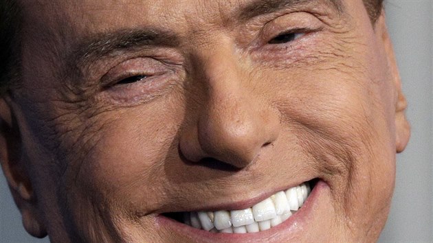 Lídr italské strany Vzhùru, Itálie Silvio Berlusconi v televizní show Porta a Porta (11. ledna 2018)