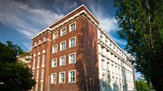 Právnická fakulta brnìnské Masarykovy univerzity
