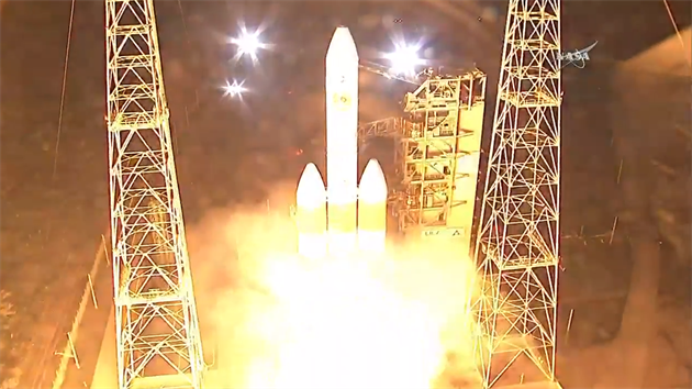 Úspìšný start rakety Delta IV Heavy 12. 8. 2018 v 9:31 se sondou Parker Solar...