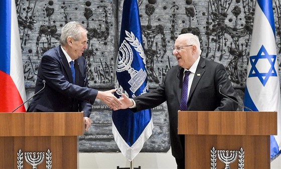 Prezident Miloš Zeman se v Jeruzalémì pøi oficiální návštìvì Izraele sešel s...