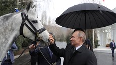 Ruský prezident Vladimir Putin na návštìvì Kyrgyzstánu (28. 3. 2019)