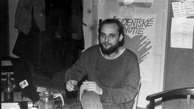 Jiøí Voráè okupoval v roce 1989 se stávkovým výborem brnìnskou filozofickou fakultu od 22. listopadu až do Vánoc.