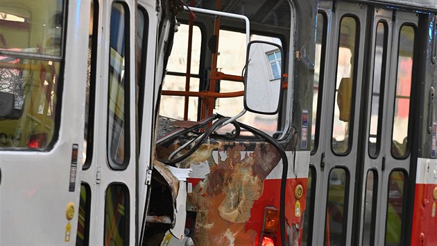 V brnìnské Køížové  ulici se 17. února 2020 srazily dvì tramvaje, nehoda je se zranìním. Mìstská hromadná doprava je v místì pøerušená, omezení se dotklo šesti linek.