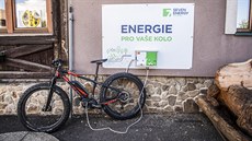 Nabíjecí stanice rozšíøí možnosti nejen e-bikerùm, ale zároveò pomohou v...