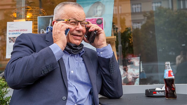 Hnutí ANO v Hradci Králové èeká na výsledky krajských voleb. Na snímku poslanec a senátní kandidát Jiøí Mašek (3. 10. 2020).