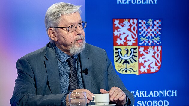 Ústavní právník Aleš Gerloch v diskusním poøadu Rozstøel. (12. 10. 2021)