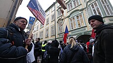 Odpùrci pandemického zákona protestují v Praze. (25. ledna 2022)