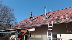 Montáž úchytù pro fotovoltaické panely