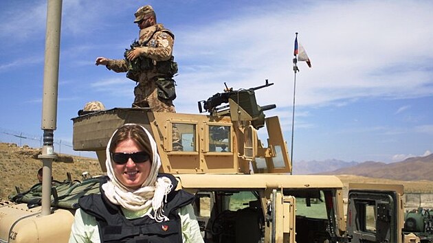 Zuzana Biniová bìhem svého pobytu v afghánské provincii Lógar