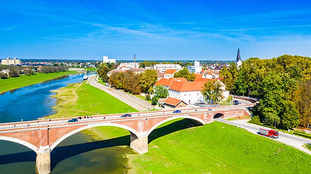 Sisak. Zahranièní turisté toto mìsteèko teprve objevují, a tak si poøád...