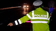 Policisté kontrolují hranice se Slovenskem. (30. záøí 2022)