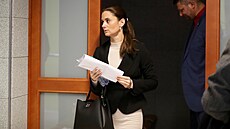 Machalova podøízená Jitka Broïáková u Mìstského soudu v Brnì (21. listopadu...