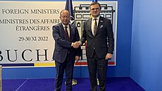 Dmytro Kuleba a rumunský ministr zahranièí Bogdan Aurescu (30. listopadu 2022)