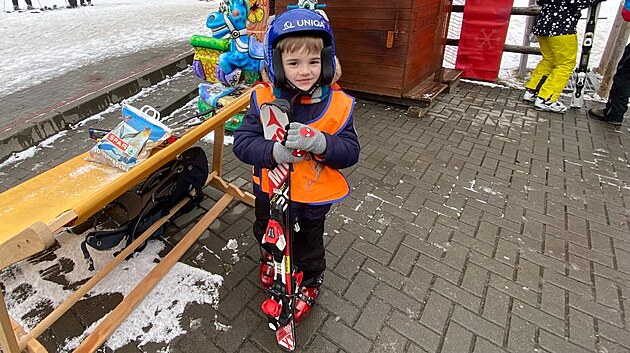 Nazar na ozdravném pobytu v Beskydech poprvé v životì vyzkoušel lyžování.