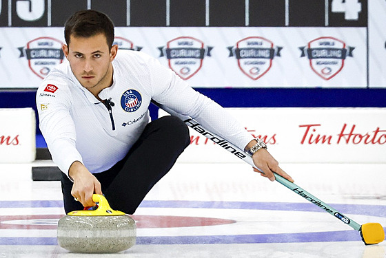 Americký curler Korey Dropkin