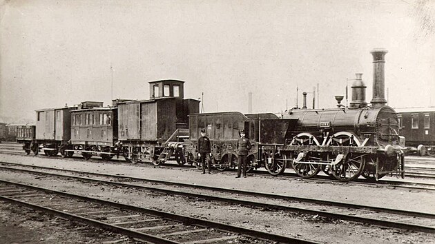 Pùvodní lokomotiva Ajax Severní dráhy císaøe Ferdinanda v Pøerovì bìhem oslav v roce 1906