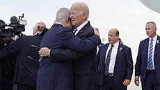 Prezident USA Joe Biden pøiletìl do Tel Avivu. Na letišti ho pøivítali...