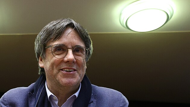 Vùdce katalánksých separatistù Carles Puigdemont v Bruselu (8. listopadu 2023)