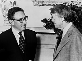 Americký exministr zahranièí Henry Kissinger s prezidentem USA Jimmym Carterem...