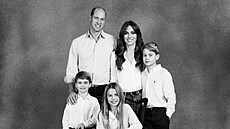 Princ William, princezna Kate a jejich dìti princ Louis, princezna Charlotte a...