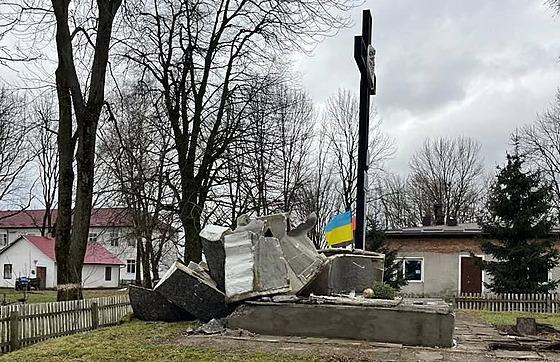 Lvovská oblast se na Ukrajinì jako první zbavila všech památníkù z dob...