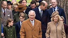 Karel III. s královskou rodinou na sklonku roku 2023.