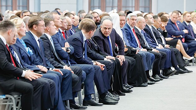 Publikum pøed projevem ruského prezidenta Vladimira Putina (29. února 2024)