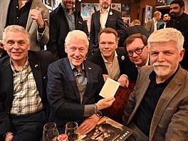 Bývalý americký prezident Bill Clinton jazzový klub Reduta navštívil po tøiceti...