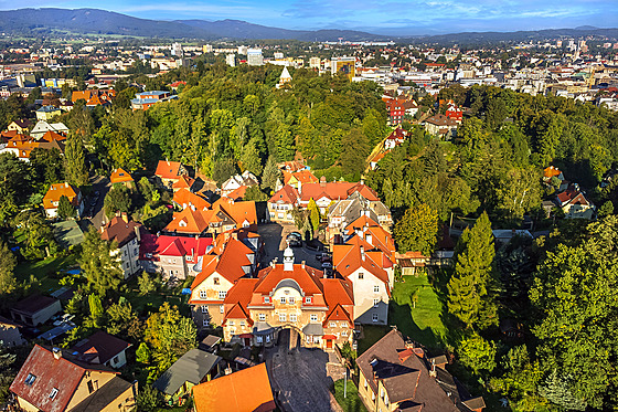 Námìstí Pod Branou patøí k nejkrásnìjším èástem Liebiegova mìsteèka.