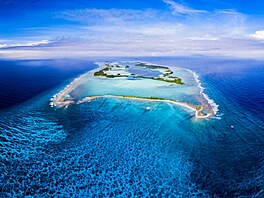 Poèet stálých obyvatel atolu Palmyra je roven nule. Ale sezonnì tu pobývají...