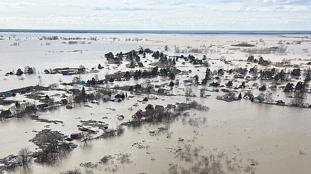 V severní èásti Kazachstánu dál pokraèují evakuace kvùli záplavám, které jsou nejhorší za desítky let. (17. dubna 2024)