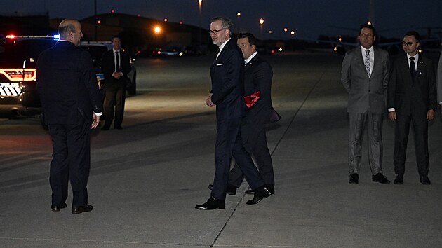 Premiér Petr Fiala dorazil do Washingtonu, kde ho èeká jednání s Bidenem. (15. dubna 2024)