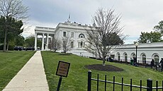 Bílý dùm, oficiální sídlo a pracovištì prezidenta Spojených státù amerických.