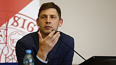 Lídr kandidátky SPD a Trikolory Petr Mach pøi debatì kandidátkù pro volby do...
