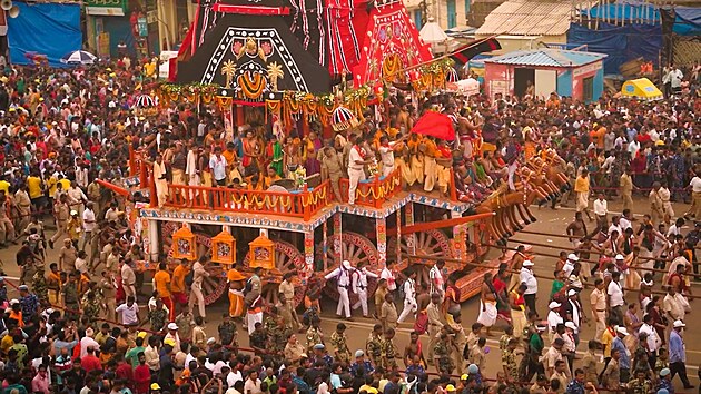 Na festival Ratha játrá (Ratha Yatra) se sjíždìjí desetitisíce lidí z celého svìta.
