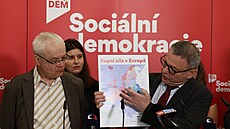 bývalý premiér a eurokomisaø Vladimír Špidla, odbornice na témata spojená s...
