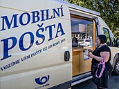 Èeská pošta zahájila testování mobilní pošty ve dvou obcích na Trutnovsku, na...