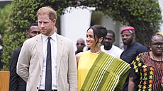 Princ Harry a vévodkynì Meghan v sídle nigerijské vlády v Lagosu (12. kvìtna...