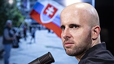 Hostem podcastu Kontext byl Jaroslav Bílek, politolog z Fakulty sociálních vìd...