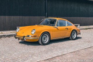 Porsche 911 T