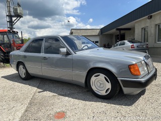 Mercedes-Benz 260 260E W124