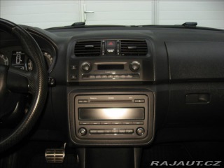Å koda Fabia 1,4 TSI 180PS  II RS DSG 2011