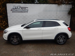 Mercedes-Benz GLA 200 D 4MATIC 2015
